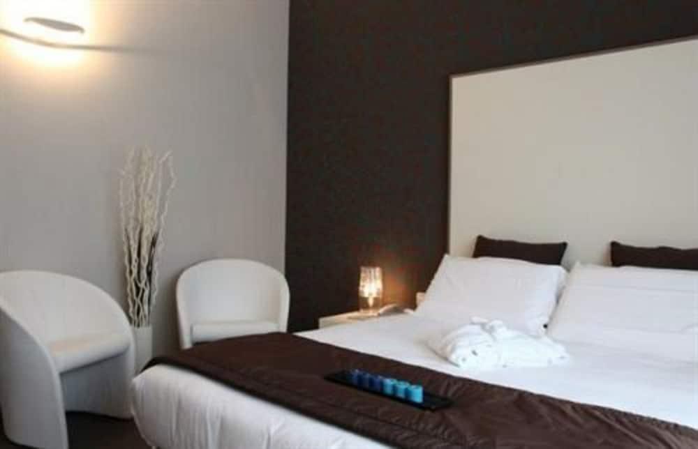 Hotel Tiziano - Gruppo Mini Hotel Milan Exterior photo