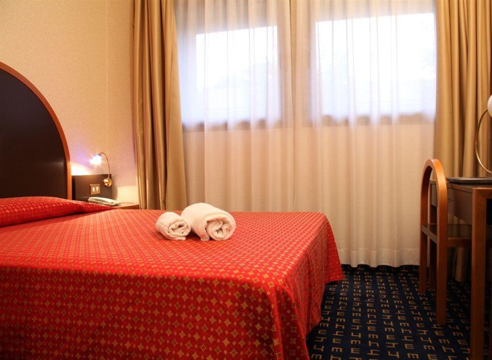 Hotel Tiziano - Gruppo Mini Hotel Milan Room photo